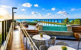 Breeze Residence 318 Beachfront Flat at Bessa João Pessoa